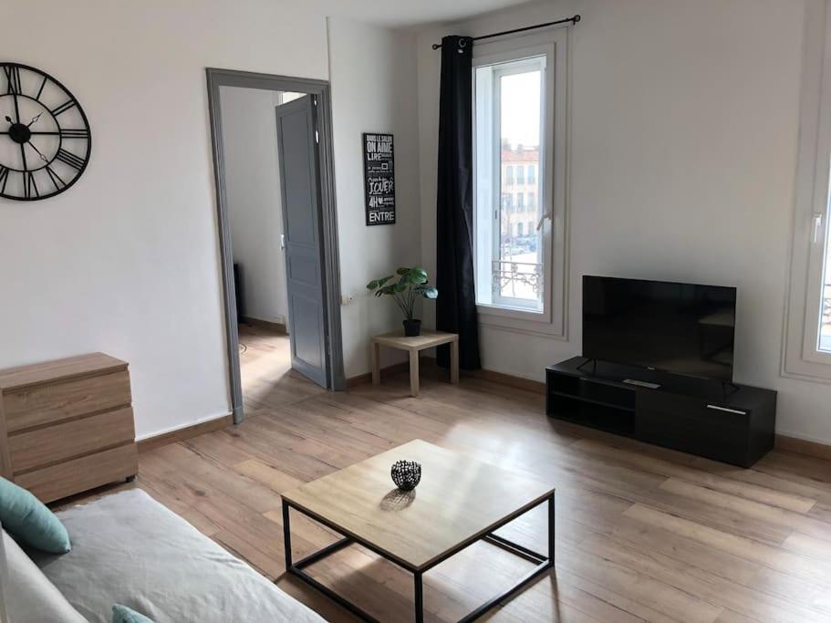 Appartement Spacieux Centre Ville Rivesaltes Luaran gambar
