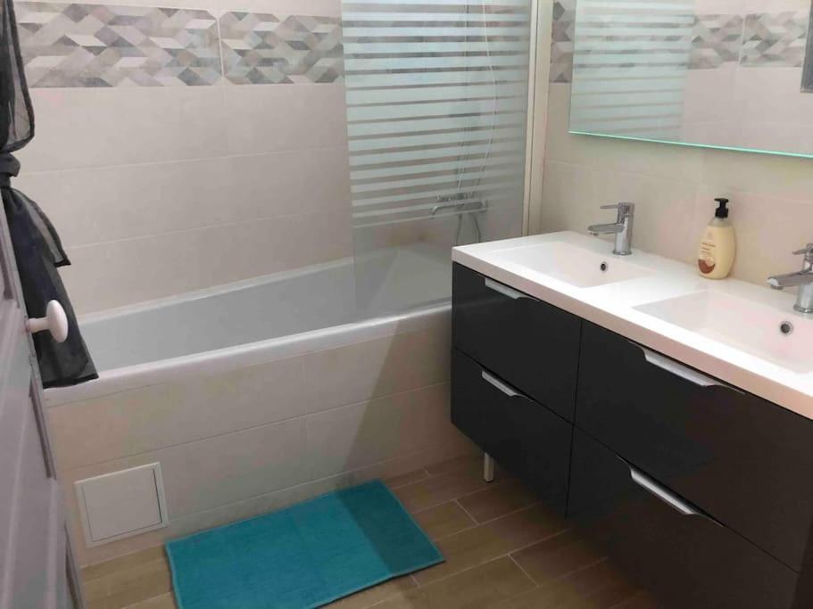 Appartement Spacieux Centre Ville Rivesaltes Luaran gambar