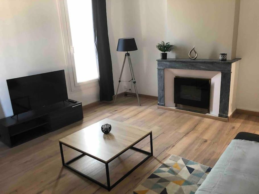 Appartement Spacieux Centre Ville Rivesaltes Luaran gambar